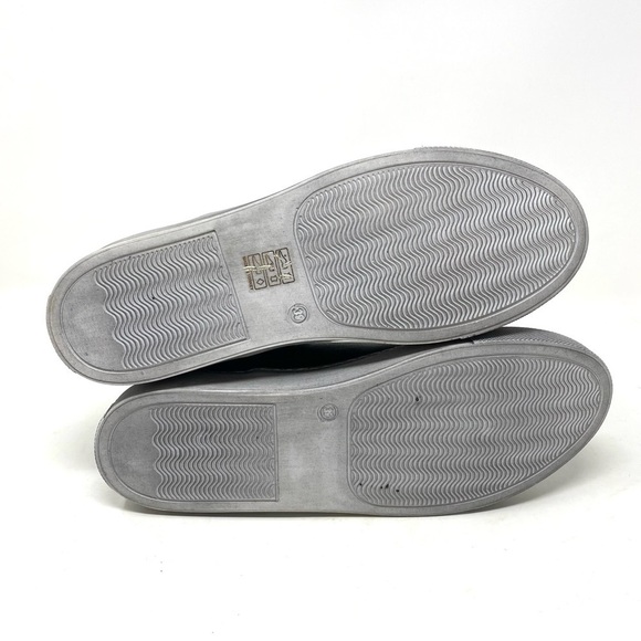 Bueno Rant Black Leather Chelsea Sneaker - Picture 6 of 7